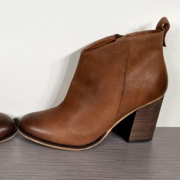 BP Lance Block Heel Bootie, Brown Leather, Womens Size 7.5 M - Picture 9 of 12